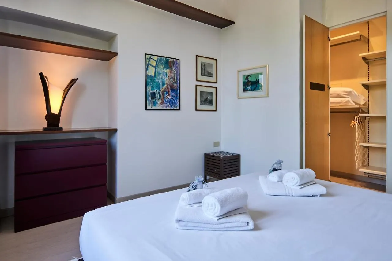 Sempione Luxury Suite - Exclusive Apartment Milan