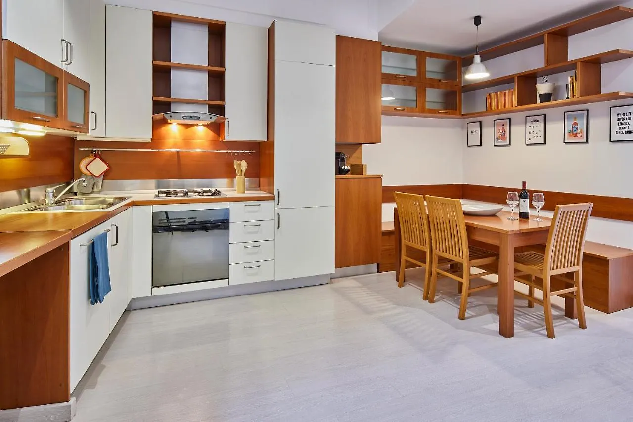 Sempione Luxury Suite - Exclusive Apartment Milan Italy